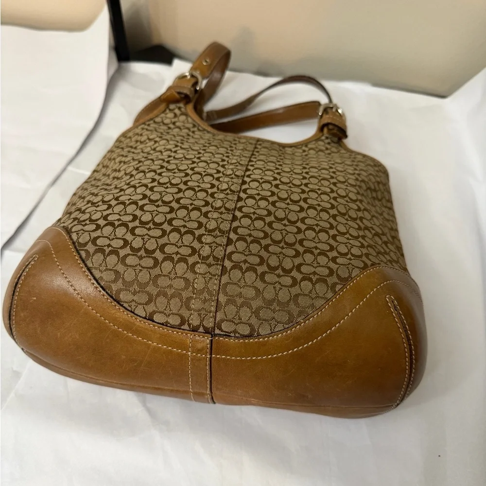 Coach Y2K Soho Mini-Signature Slim Hobo khaki doe brown #7025